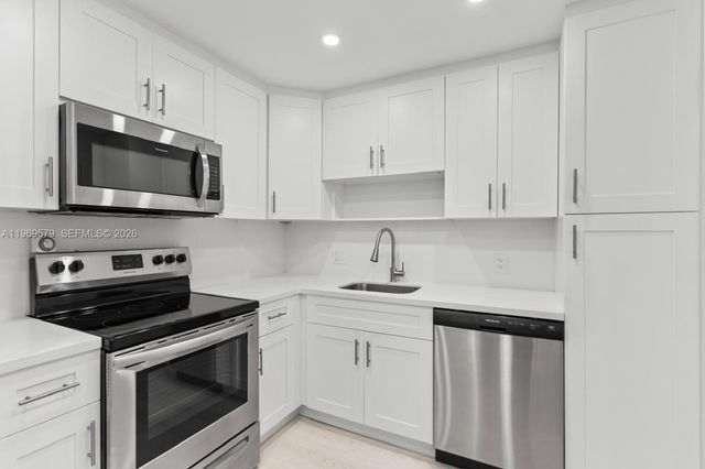 3800 S Ocean Dr 1815, Hollywood, FL 33019