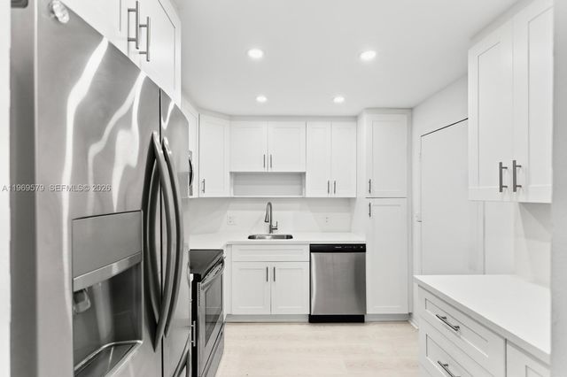 3800 S Ocean Dr 1815, Hollywood, FL 33019