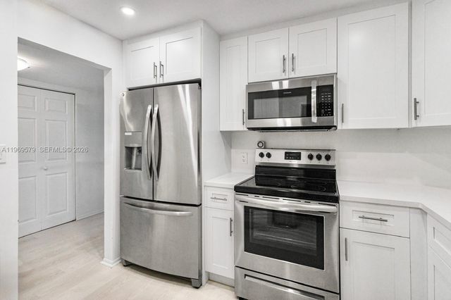 3800 S Ocean Dr 1815, Hollywood, FL 33019