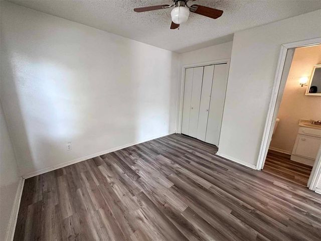 208 Cherrywood Drive, Oklahoma City, OK 73160