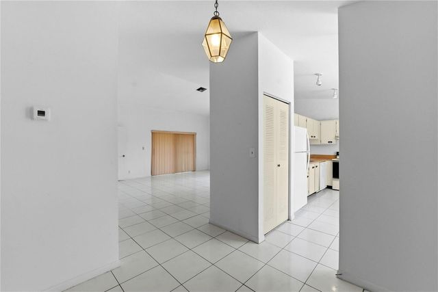 7520 NW 88th Terrace, Tamarac, FL 33321