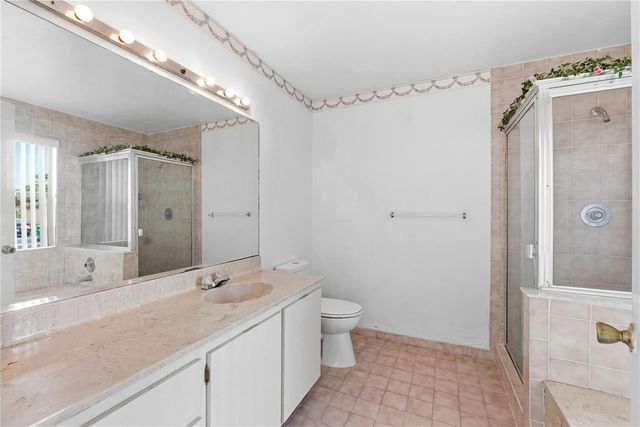 7520 NW 88th Terrace, Tamarac, FL 33321