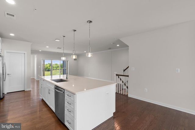 23575 WATERFORD DOWNS TER, Ashburn, VA 20148