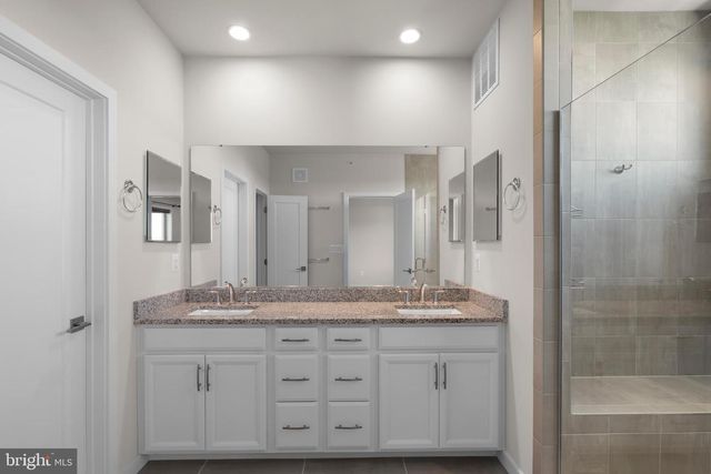 23575 WATERFORD DOWNS TER, Ashburn, VA 20148