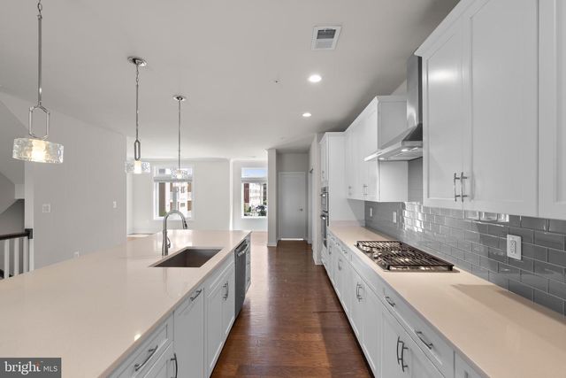 23575 WATERFORD DOWNS TER, Ashburn, VA 20148