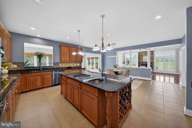 40393 BROWNS CREEK PL, Leesburg, VA 20175