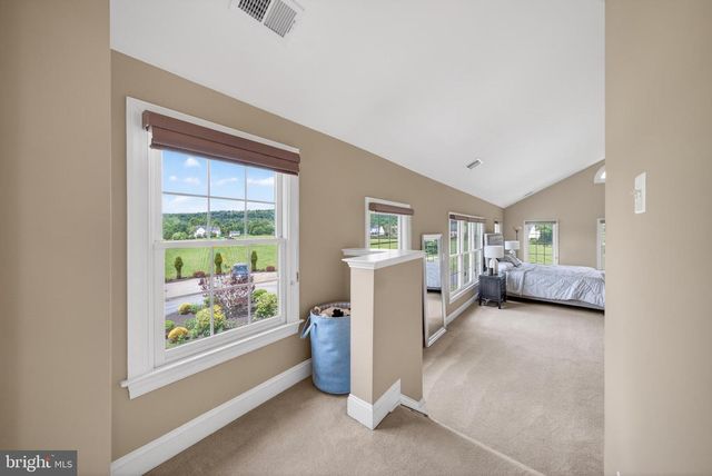 40393 BROWNS CREEK PL, Leesburg, VA 20175