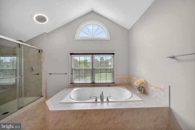 40393 BROWNS CREEK PL, Leesburg, VA 20175