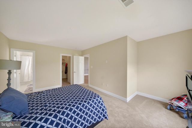 40393 BROWNS CREEK PL, Leesburg, VA 20175