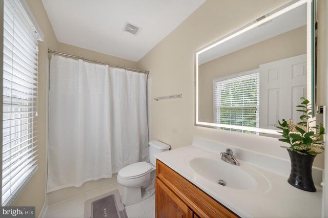 40393 BROWNS CREEK PL, Leesburg, VA 20175