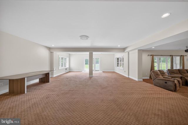 40393 BROWNS CREEK PL, Leesburg, VA 20175