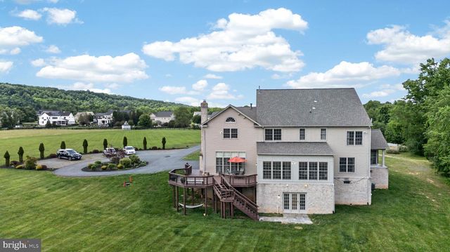 40393 BROWNS CREEK PL, Leesburg, VA 20175