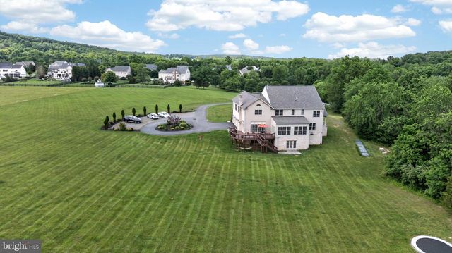 40393 BROWNS CREEK PL, Leesburg, VA 20175