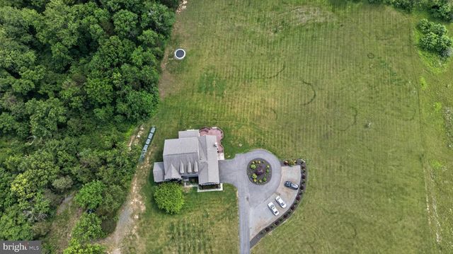 40393 BROWNS CREEK PL, Leesburg, VA 20175