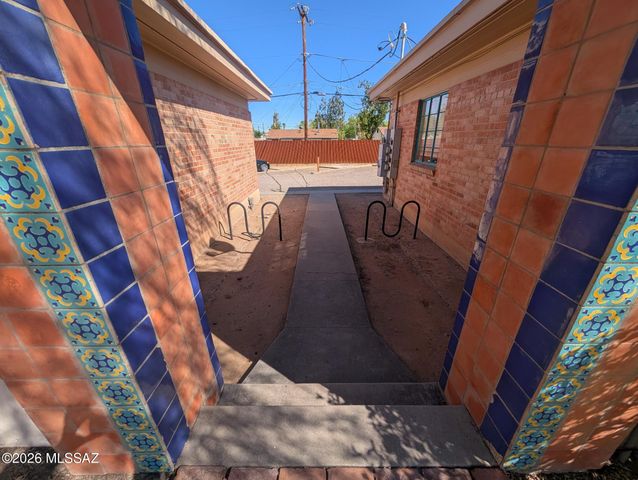 1401 E 10th St Apt 3, Tucson, AZ 85719