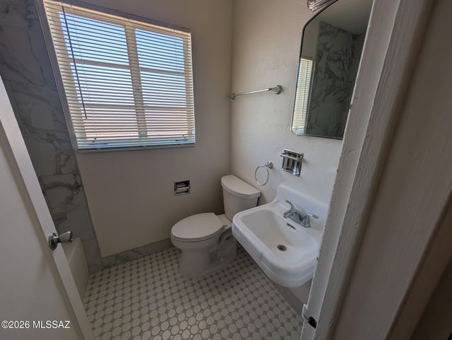 1401 E 10th St Apt 3, Tucson, AZ 85719