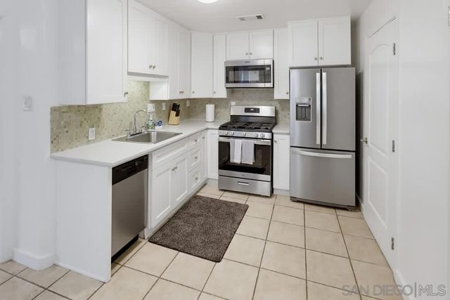1920 Gardena, San Diego, CA 92110