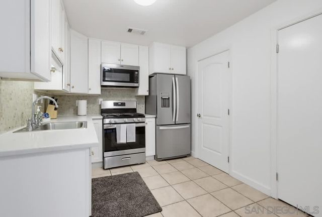 1920 Gardena, San Diego, CA 92110