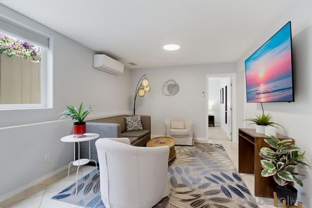 1920 Gardena, San Diego, CA 92110