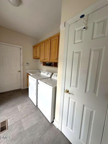 5753 Brushy Meadows, Fuquay Varina, NC 27526
