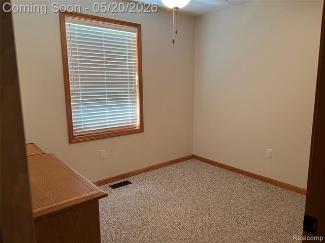 6895 Fairway Vista, Howell, MI 48843