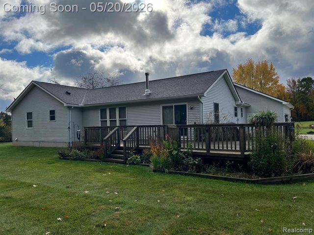 6895 Fairway Vista, Howell, MI 48843
