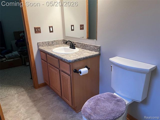 6895 Fairway Vista, Howell, MI 48843