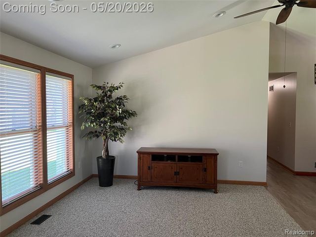 6895 Fairway Vista, Howell, MI 48843