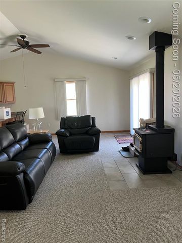 6895 Fairway Vista, Howell, MI 48843