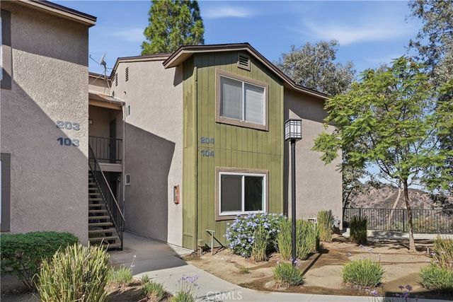 2616 Avenida del Vista B204, Corona, CA 92882
