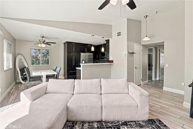 2616 Avenida del Vista B204, Corona, CA 92882