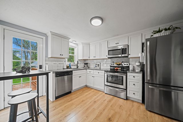 124 Midian Avenue, Windsor, CT 06095