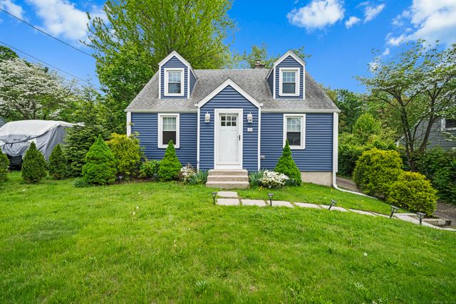 124 Midian Avenue, Windsor, CT 06095