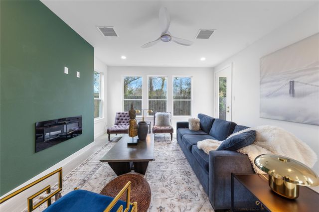 9634 Burden Street, Houston, TX 77093