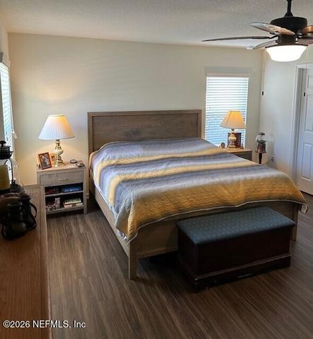 1811 TEA OLIVE Court, Jacksonville, FL 32225