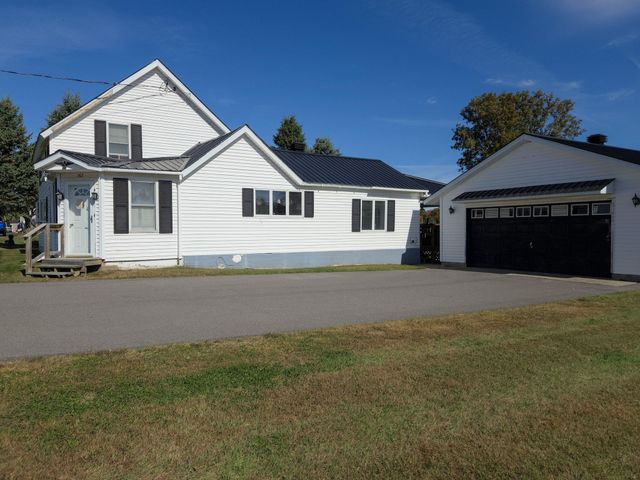 162 State Route 95, Moira, NY 12957