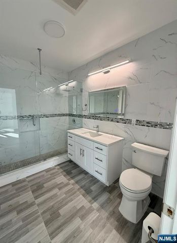 17 Kearny Avenue APT2, Kearny, NJ 07032