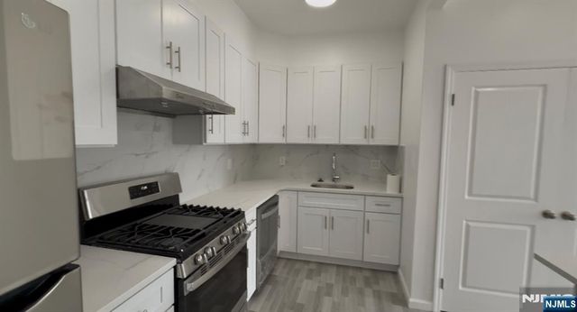 17 Kearny Avenue APT2, Kearny, NJ 07032
