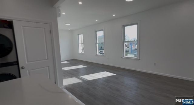 17 Kearny Avenue APT2, Kearny, NJ 07032