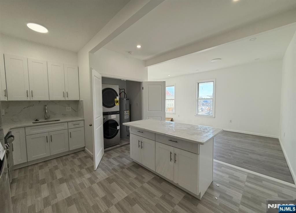 17 Kearny Avenue APT2, Kearny, NJ 07032