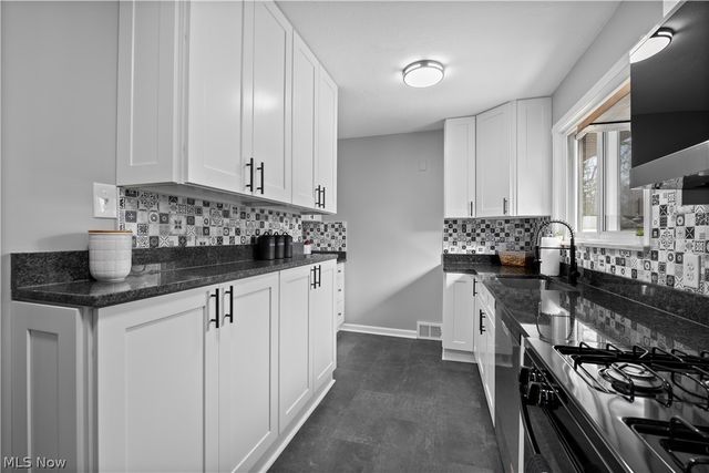 3215 Nagel Road, Avon, OH 44011