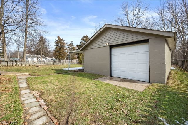 3215 Nagel Road, Avon, OH 44011