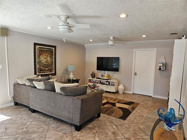 669 W Oakland Park Boulevard 120-B, Wilton Manors, FL 33311