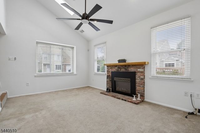 91 Cherrywood Dr, Franklin Twp., NJ 08873