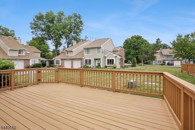 91 Cherrywood Dr, Franklin Twp., NJ 08873