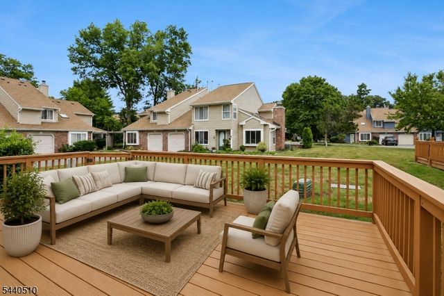 91 Cherrywood Dr, Franklin Twp., NJ 08873