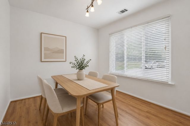 91 Cherrywood Dr, Franklin Twp., NJ 08873