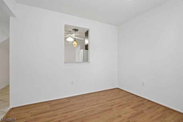 91 Cherrywood Dr, Franklin Twp., NJ 08873