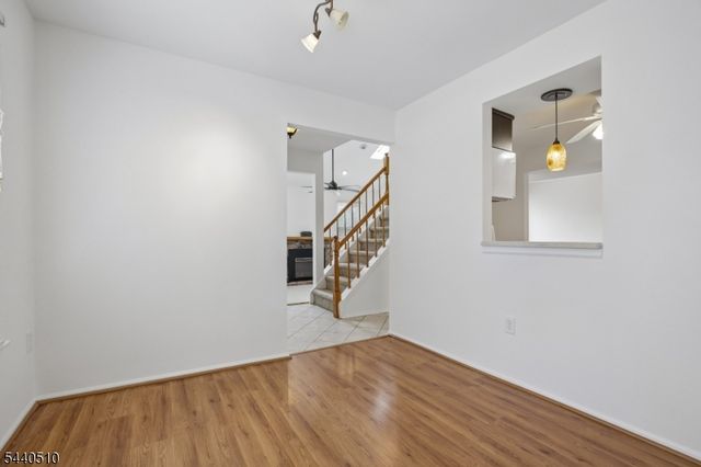 91 Cherrywood Dr, Franklin Twp., NJ 08873