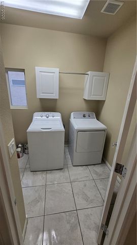 5543 Dancing Fox Court, Las Vegas, NV 89139